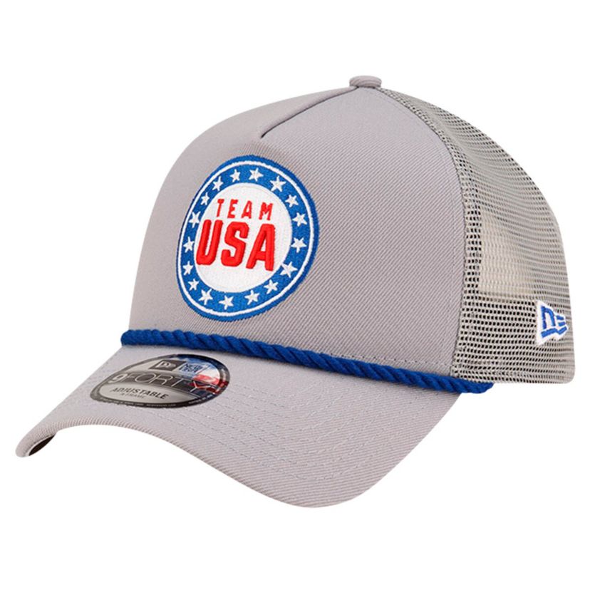 Olympics Looney Tunes x Team USA Badge Trucker 9FORTY Adjustable Hat