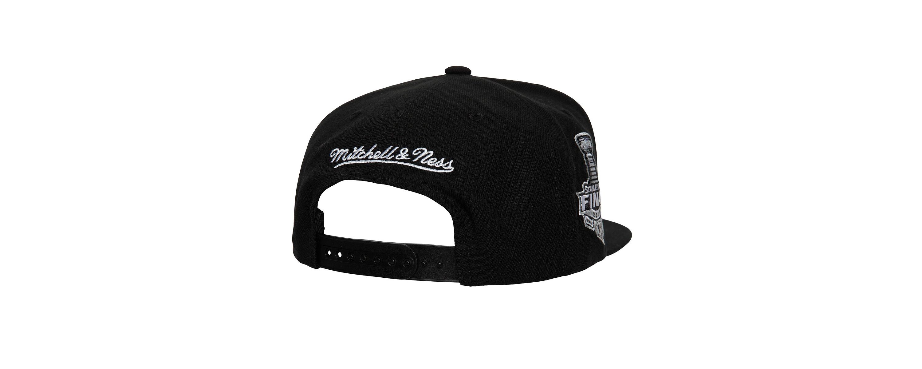 NHL Pittsburgh Penguins Core Top Spot Snapback Hat