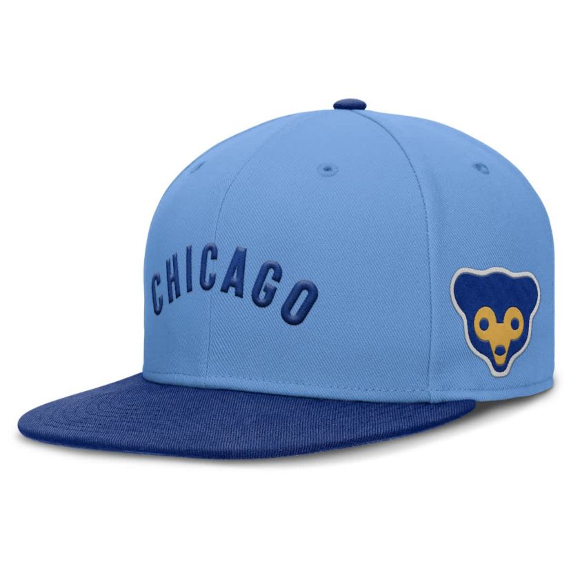 MLB Nike Light Chicago Cubs True Performance Fitted Hat