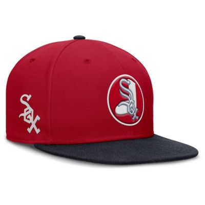 Men's Chicago White Sox MLB Nike Chicago Sox Cooperstown Two-Tone Dri-FIT Round Bill True Fitted Hat, Red, 7