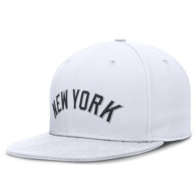 Men's MLB Nike New York Yankees True Performance Fitted Hat, White, 7