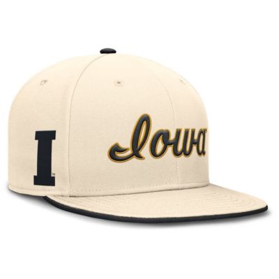 Men's NCAA Nike Iowa Hawkeyes Primetime True Dri-FIT Fitted Hat, 7 3/8