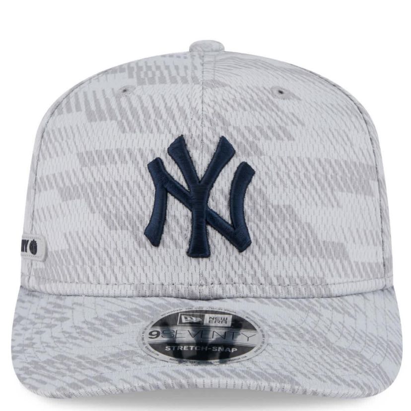 MLB New York Yankees 2025 MLB Clubhouse 9FORTY M-Crown Adjustable Hat