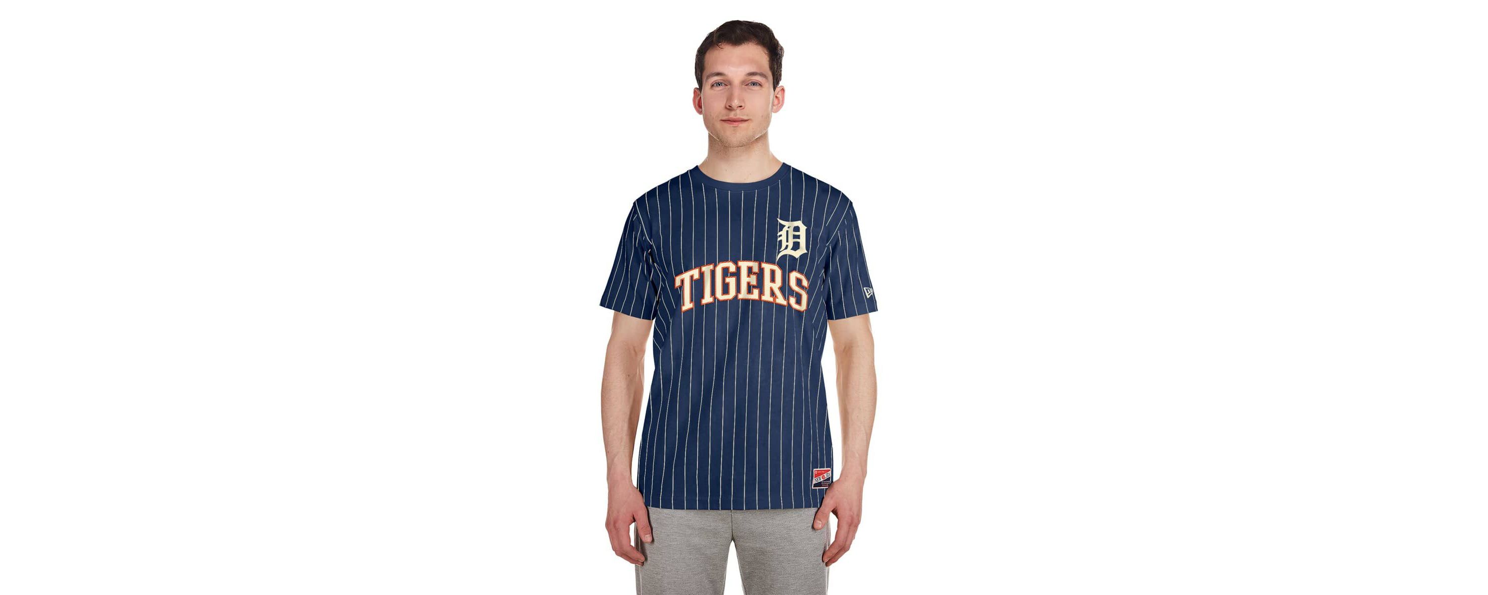 MLB Detroit Tigers Throwback Pinstripe T-Shirt