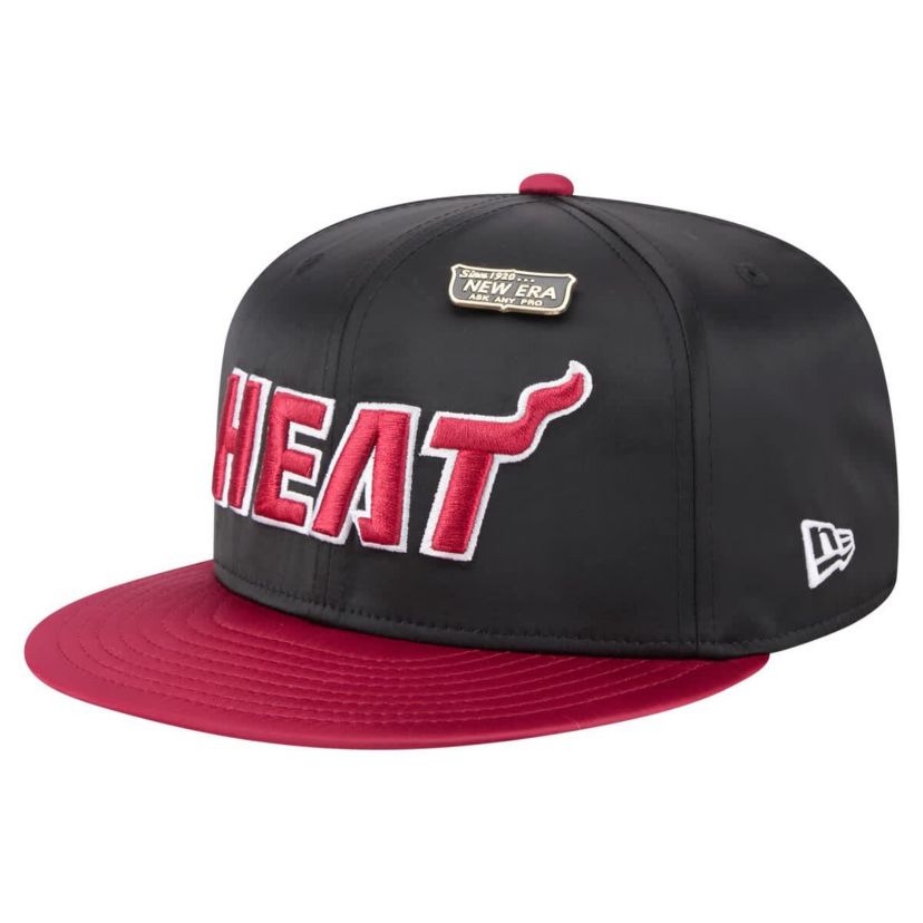 NBA Black/Red Miami Heat Throwback Satin Vintage Pin Two-Tone 59FIFTY Fitted Hat