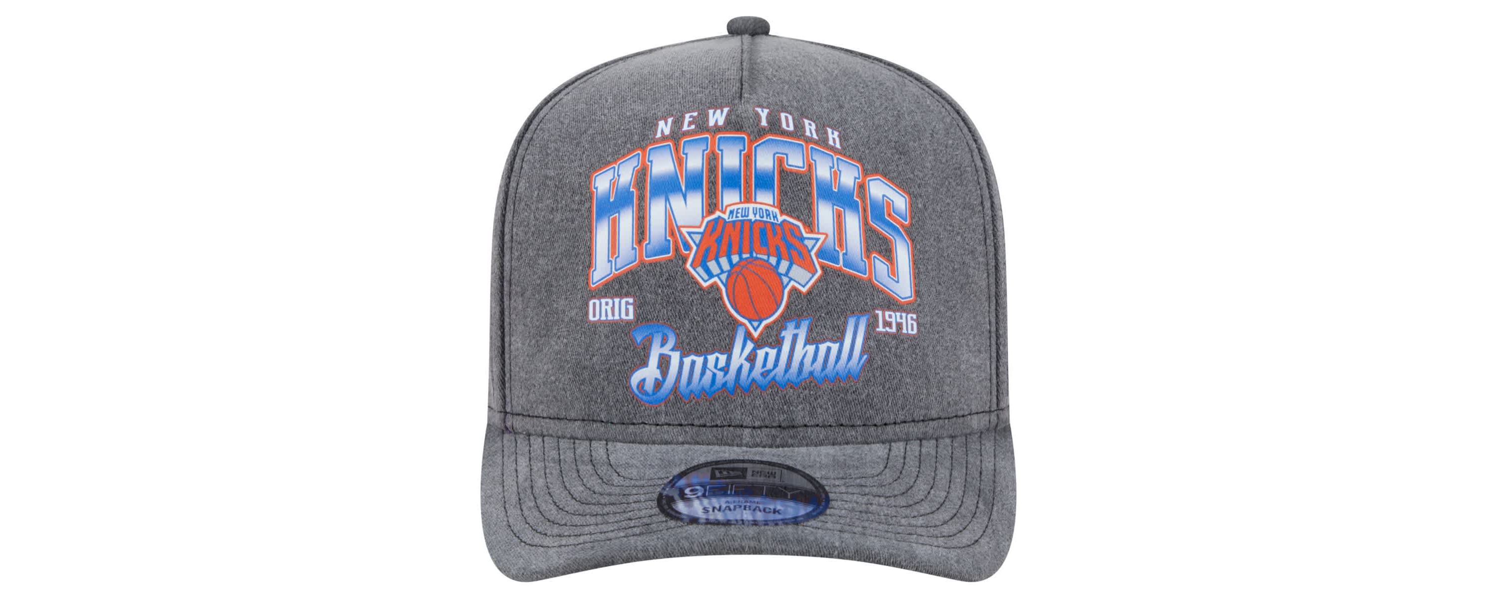 NBA New York Knicks Throwback Washed Pre-Curved 9FIFTY Snapback Hat