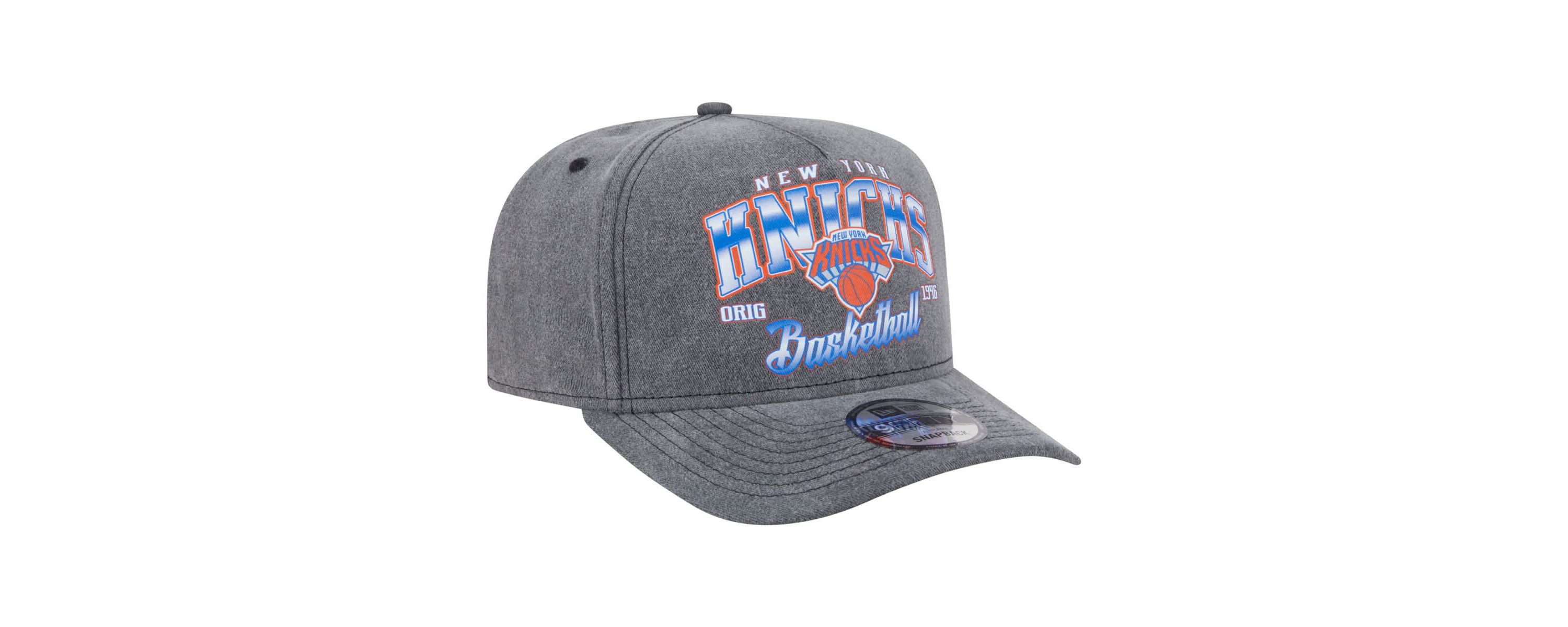 NBA New York Knicks Throwback Washed Pre-Curved 9FIFTY Snapback Hat