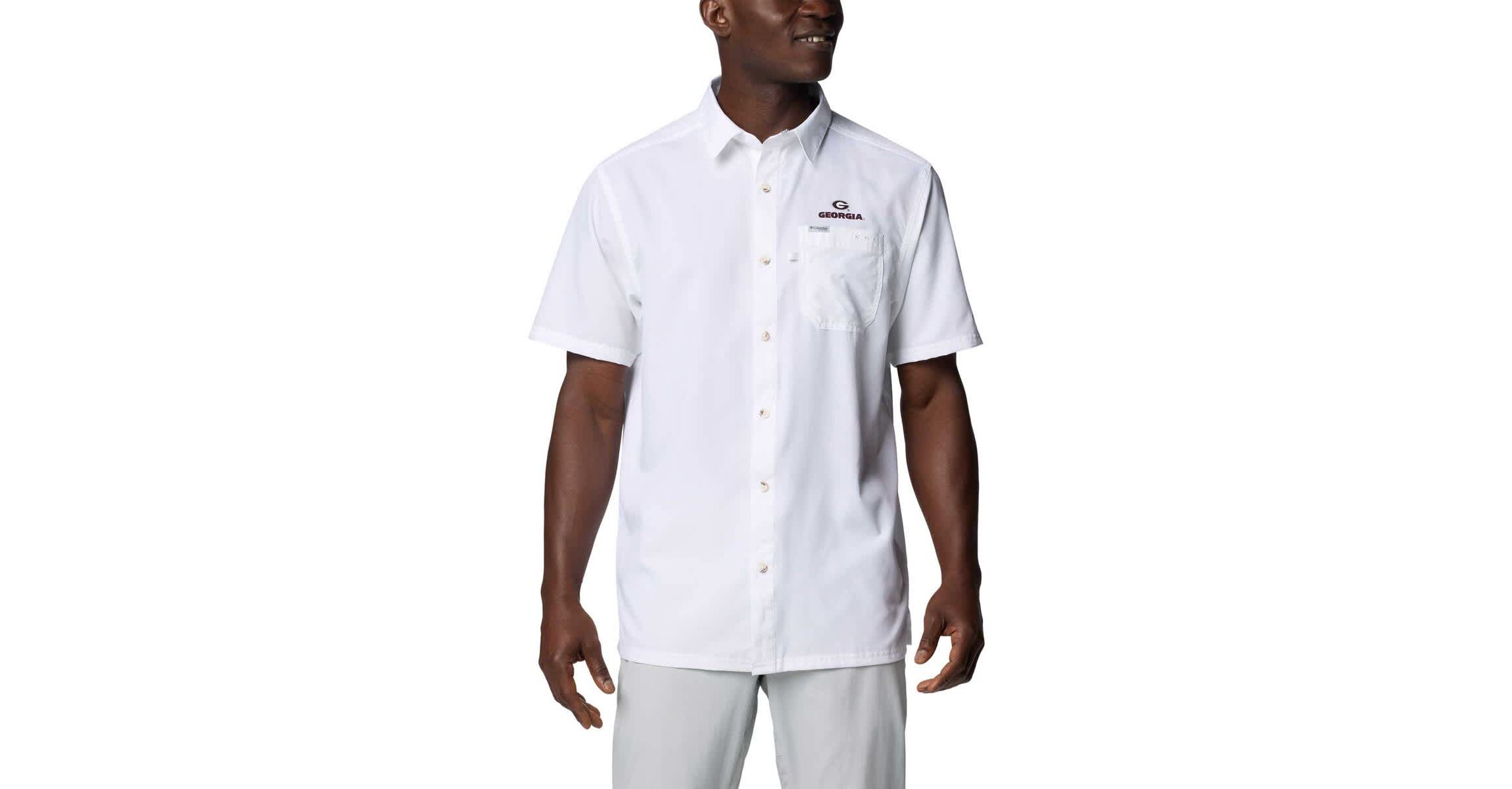 NCAA Georgia Bulldogs Slack Tide Button-Up Camp Shirt