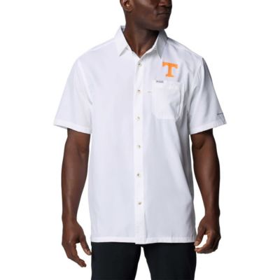 Columbia Men's NCAA Tennessee Volunteers PFG Slack Tideâ¢ Omni-Shadeâ¢ Button-Up Camp Shirt, White, Small