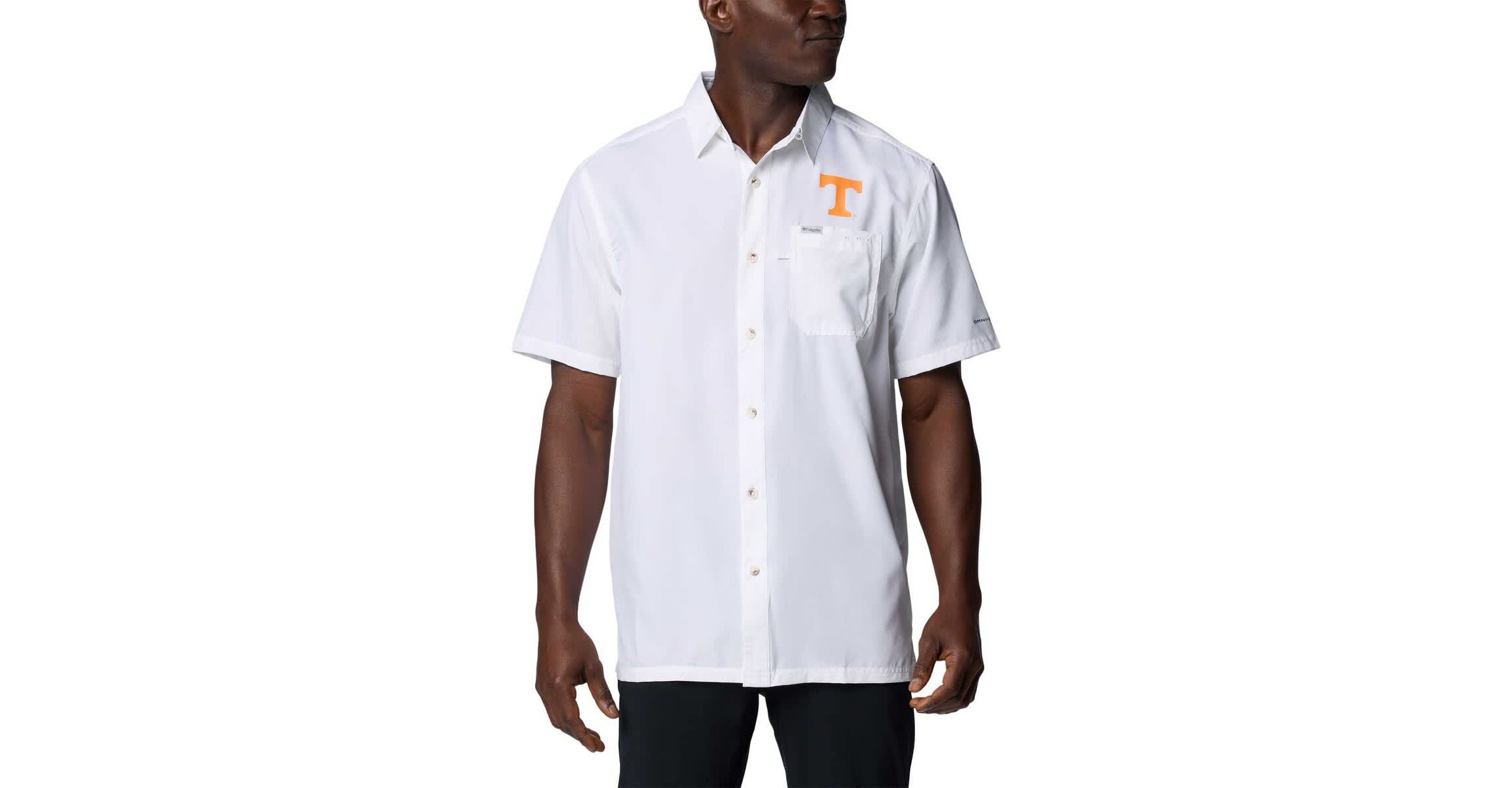 NCAA Tennessee Volunteers Slack Tide Button-Up Camp Shirt