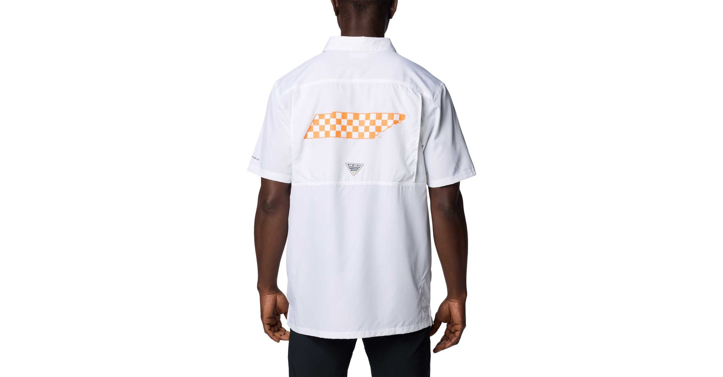 NCAA Tennessee Volunteers Slack Tide Button-Up Camp Shirt