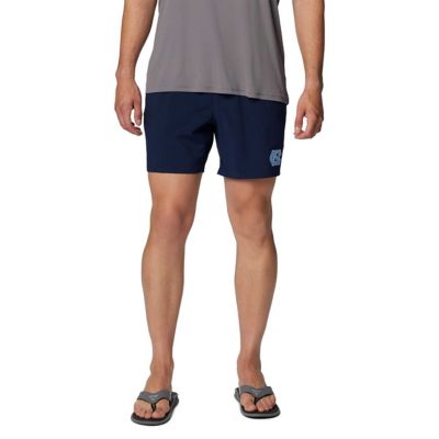Columbia Men's NCAA North Carolina Tar Heels PFG Terminal Roamerâ¢ Omni-Shadeâ¢ Stretch Shorts, Navy Blue, 2XL