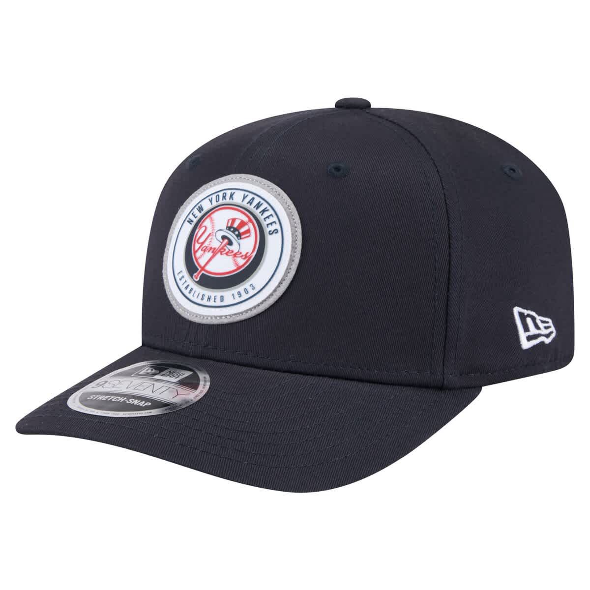 MLB New York Yankees Circle Patch 9SEVENTY Stretch-Snap Hat
