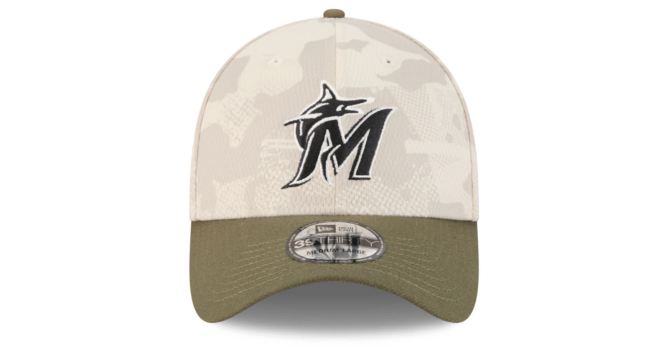 MLB Light Beige/Olive Miami Marlins 2025 Armed Forces Day 39THIRTY Flex Hat