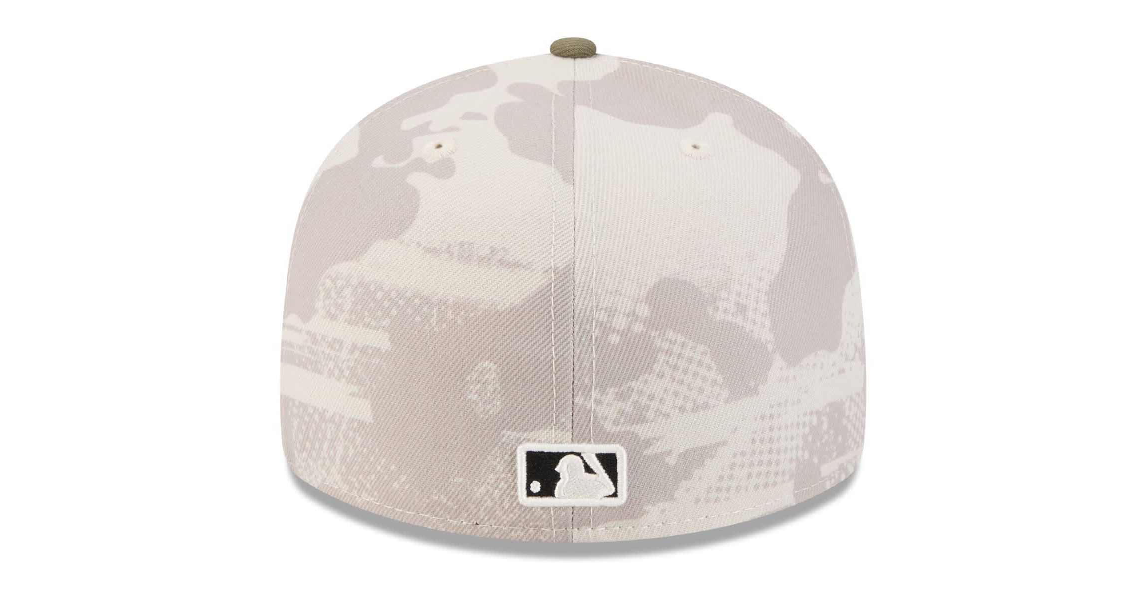 Toronto Blue Jays MLB Light Beige/Olive Toronto Jays 2025 Armed Forces Day 59FIFTY Fitted Hat