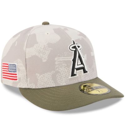 New Era Men's MLB Light Beige/Olive Los Angeles Angels 2025 Armed Forces Day 59FIFTY Fitted Hat, Beige, 8