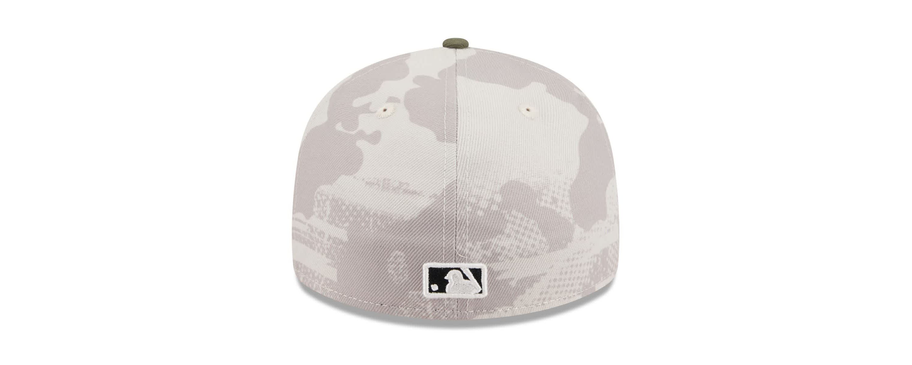 MLB Light Beige/Olive Milwaukee Brewers 2025 Armed Forces Day Low 59FIFTY Fitted Hat