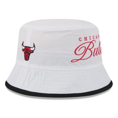 New Era Mens NBA WhiteBlack Chicago Bulls 2025 NBA Draft Nylon Bucket Hat