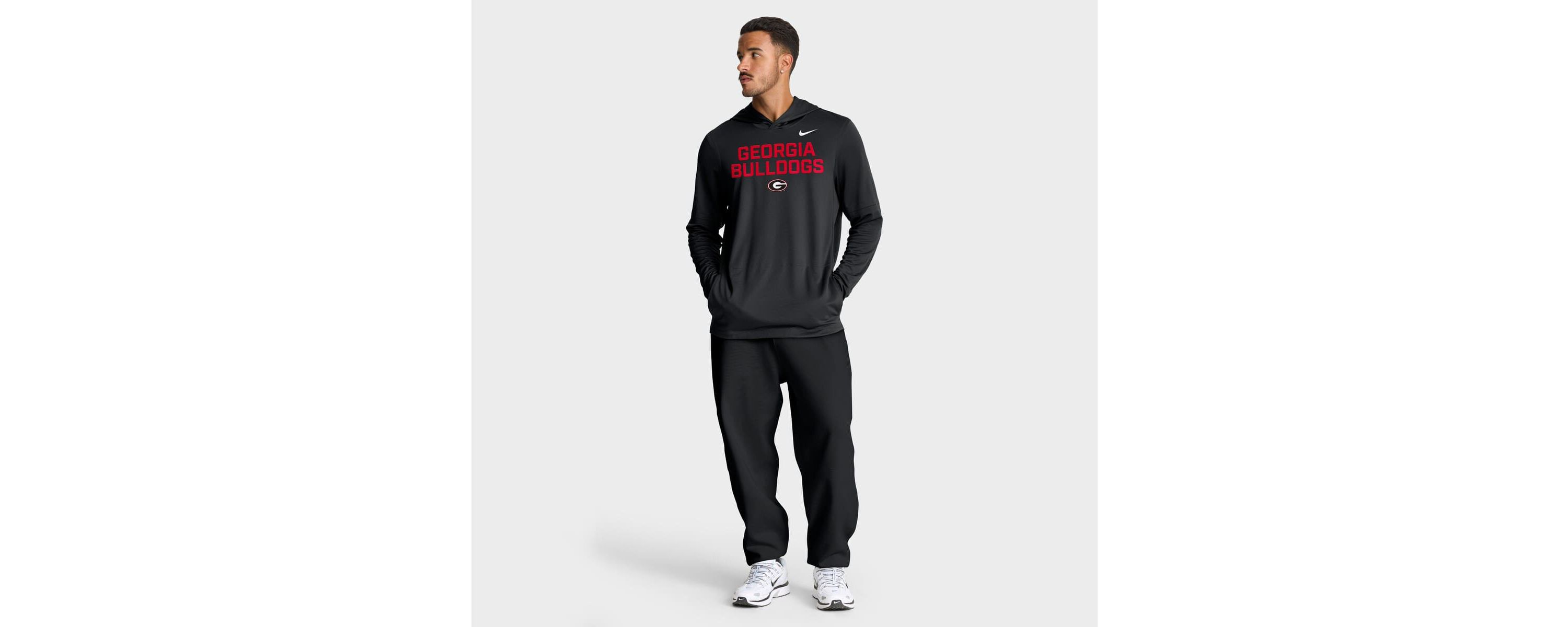 NCAA Nike Georgia Bulldogs 2025 Sideline Dri-FIT Long Sleeve Hoodie T-Shirt