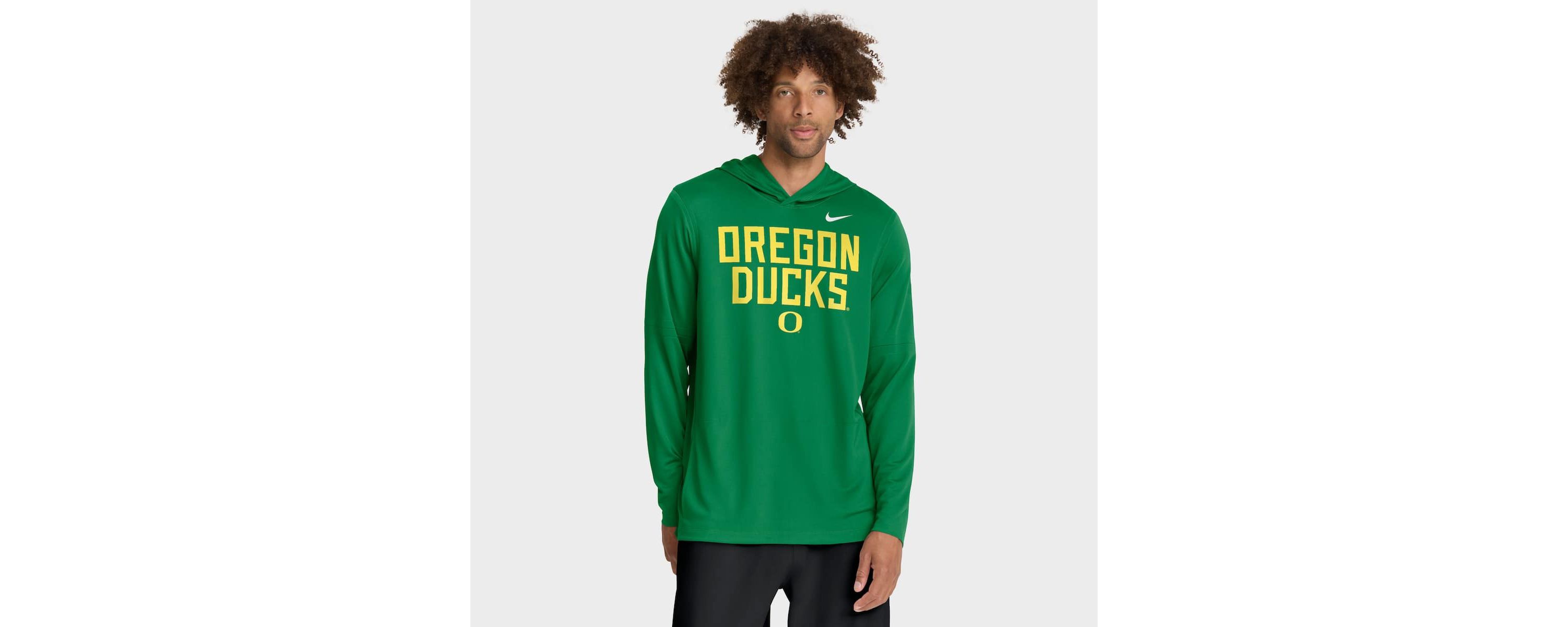NCAA Nike Oregon Ducks 2025 Sideline Dri-FIT Long Sleeve Hoodie T-Shirt