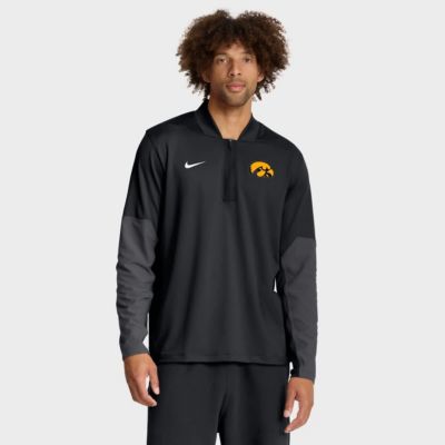Men's NCAA Nike Iowa Hawkeyes One Goal Performance Half-Zip Pullover