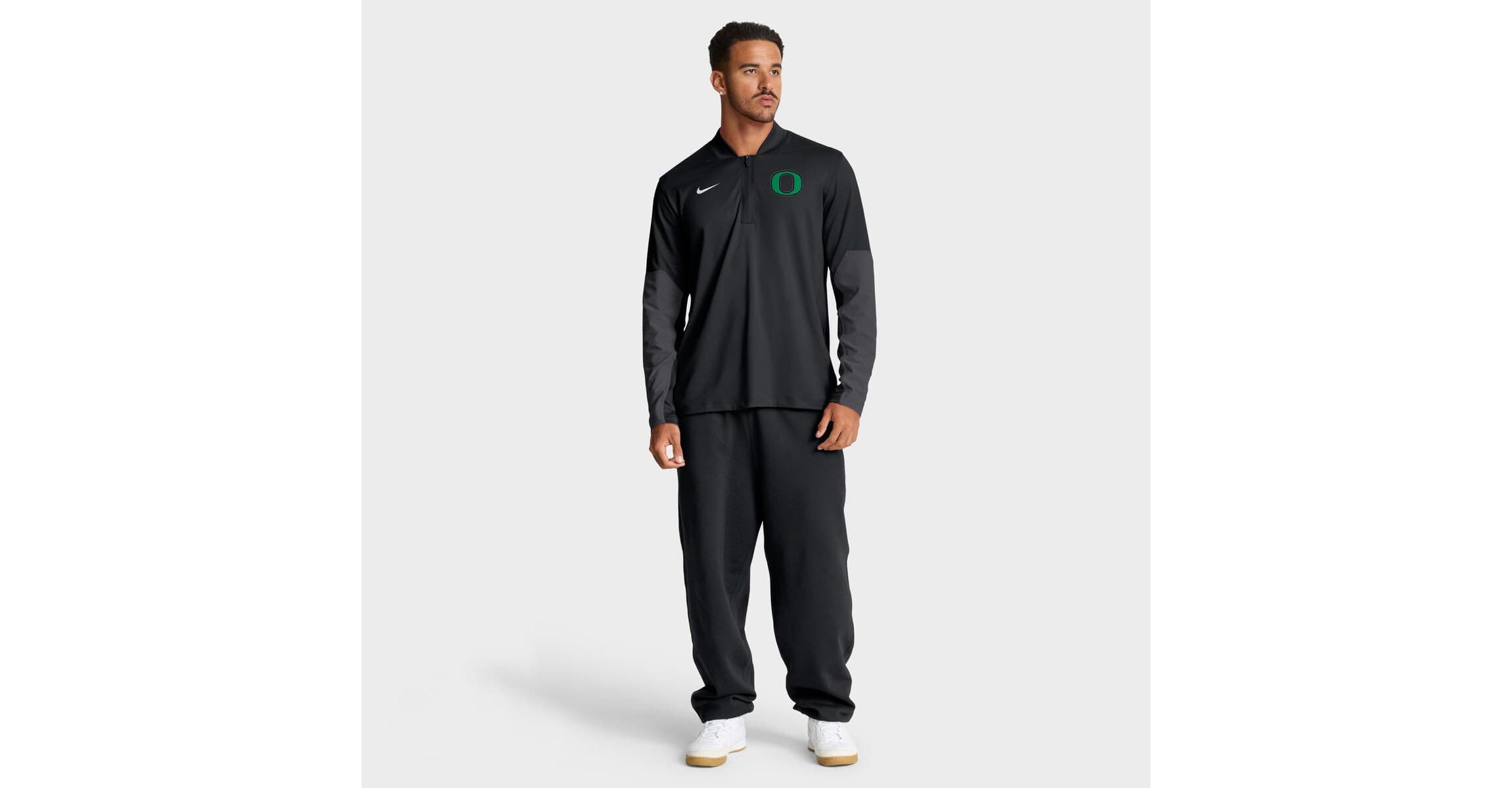 NCAA Nike Oregon Ducks One Goal Performance Half-Zip Pullover