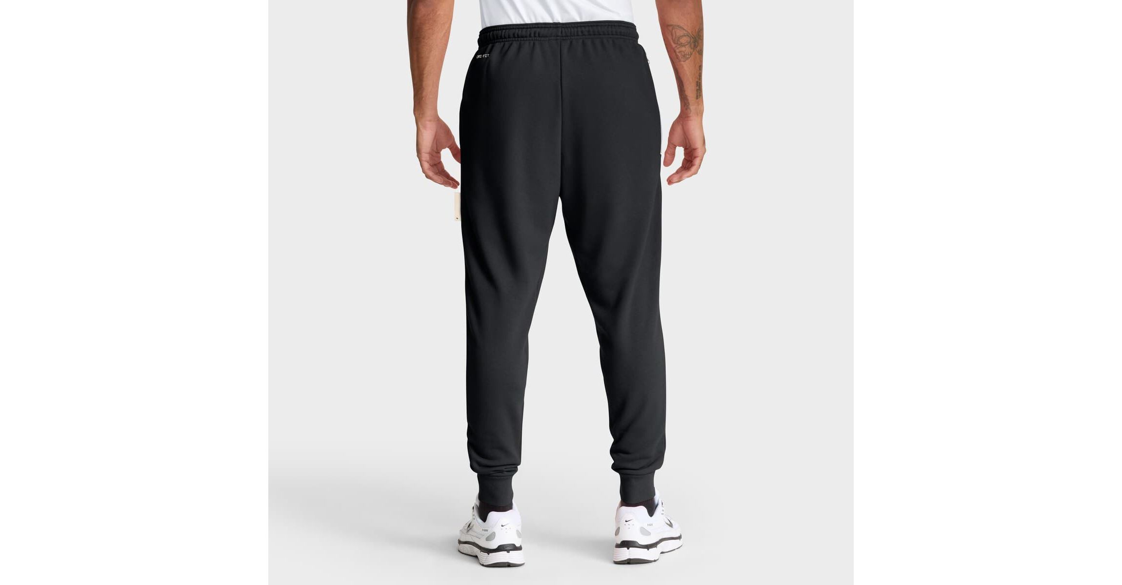 NCAA Nike Ohio State Buckeyes 2025 Sideline Standard Issue Dri-FIT Taper Pants