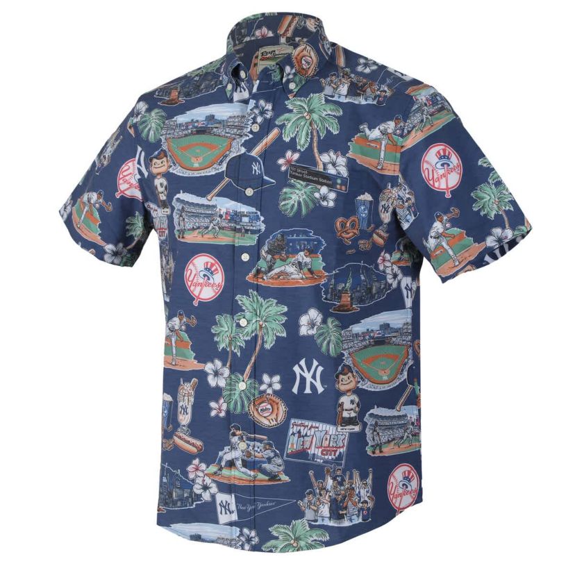 MLB New York Yankees Scenic Tri-Blend Button-Down Shirt