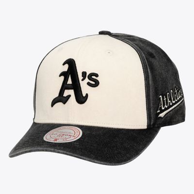 Mitchell & Ness Oakland Athletics MLB Unisex Cream/Black Athletics Snow Block Pro Crown Adjustable Hat