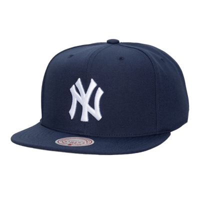Mitchell & Ness MLB Unisex New York Yankees Side Logo Snapback Hat, Navy Blue