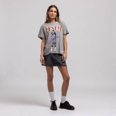 Mitchell & Ness WNBA Unisex Lisa Leslie Los Angeles Sparks Player Boyfriend T-Shirt - Court Origins, Gray, Large