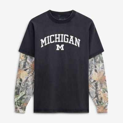 Uscape Apparel Men's NCAA Michigan Wolverines Back Bay Twofer Heavyweight Long Sleeve T-Shirt