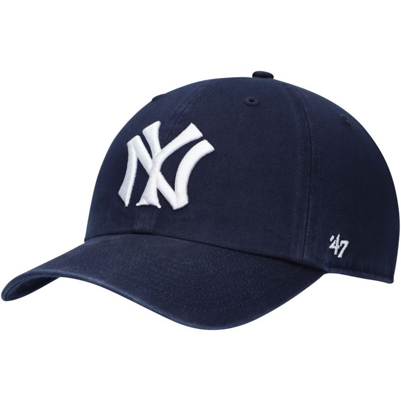 MLB New York Yankees Logo Cooperstown Collection Clean Up Adjustable Hat