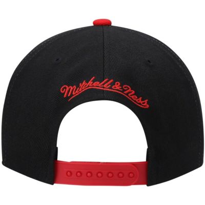 NCAA Red/Black UNLV Rebels Sharktooth Snapback Hat