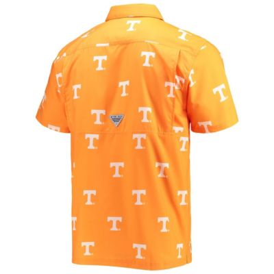 NCAA Tennessee Tennessee Volunteers Super Slack Tide Omni-Shade Button-Up Shirt