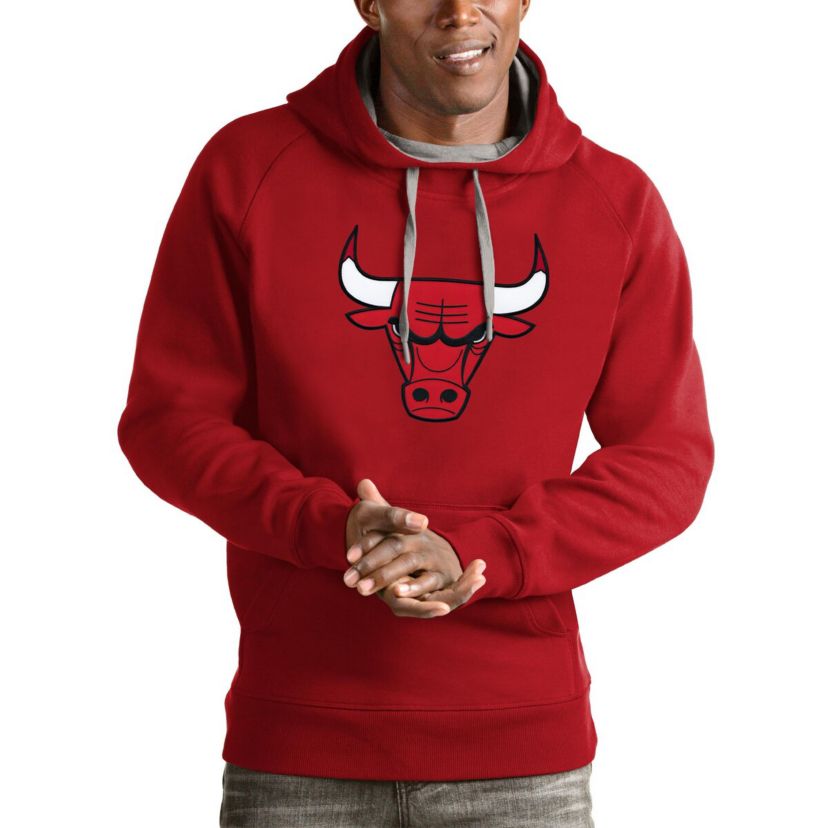 NBA Chicago Bulls Logo Victory Pullover Hoodie