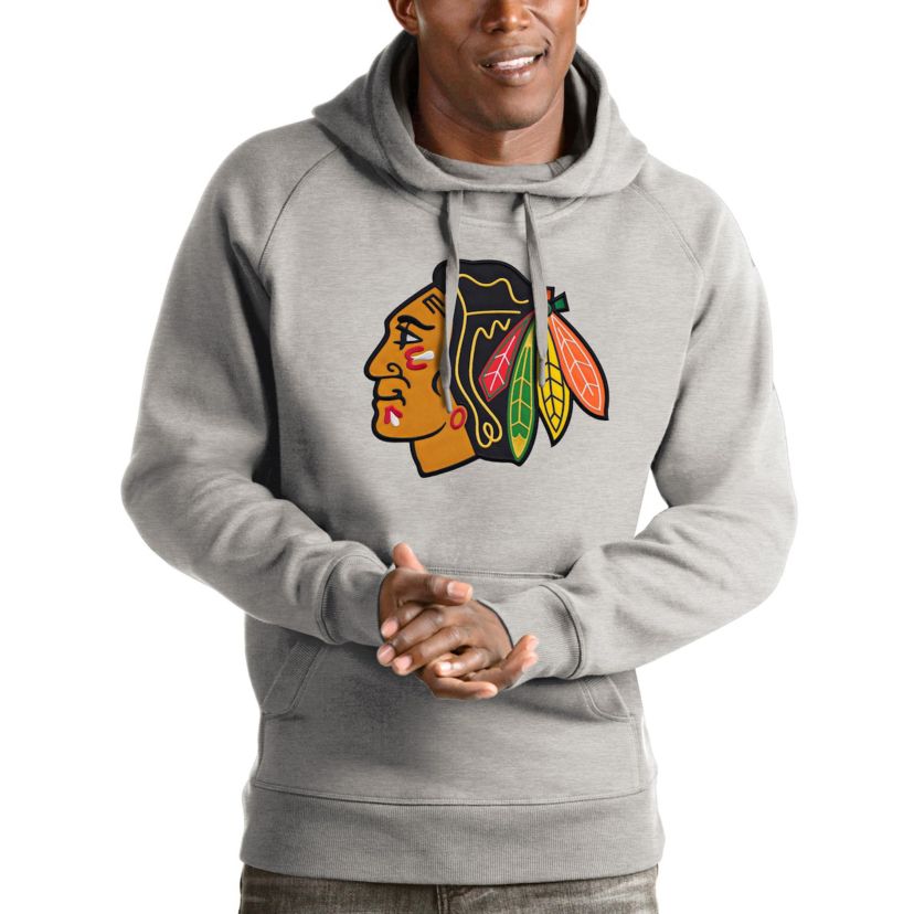 NHL ed Chicago Blackhawks Logo Victory Pullover Hoodie