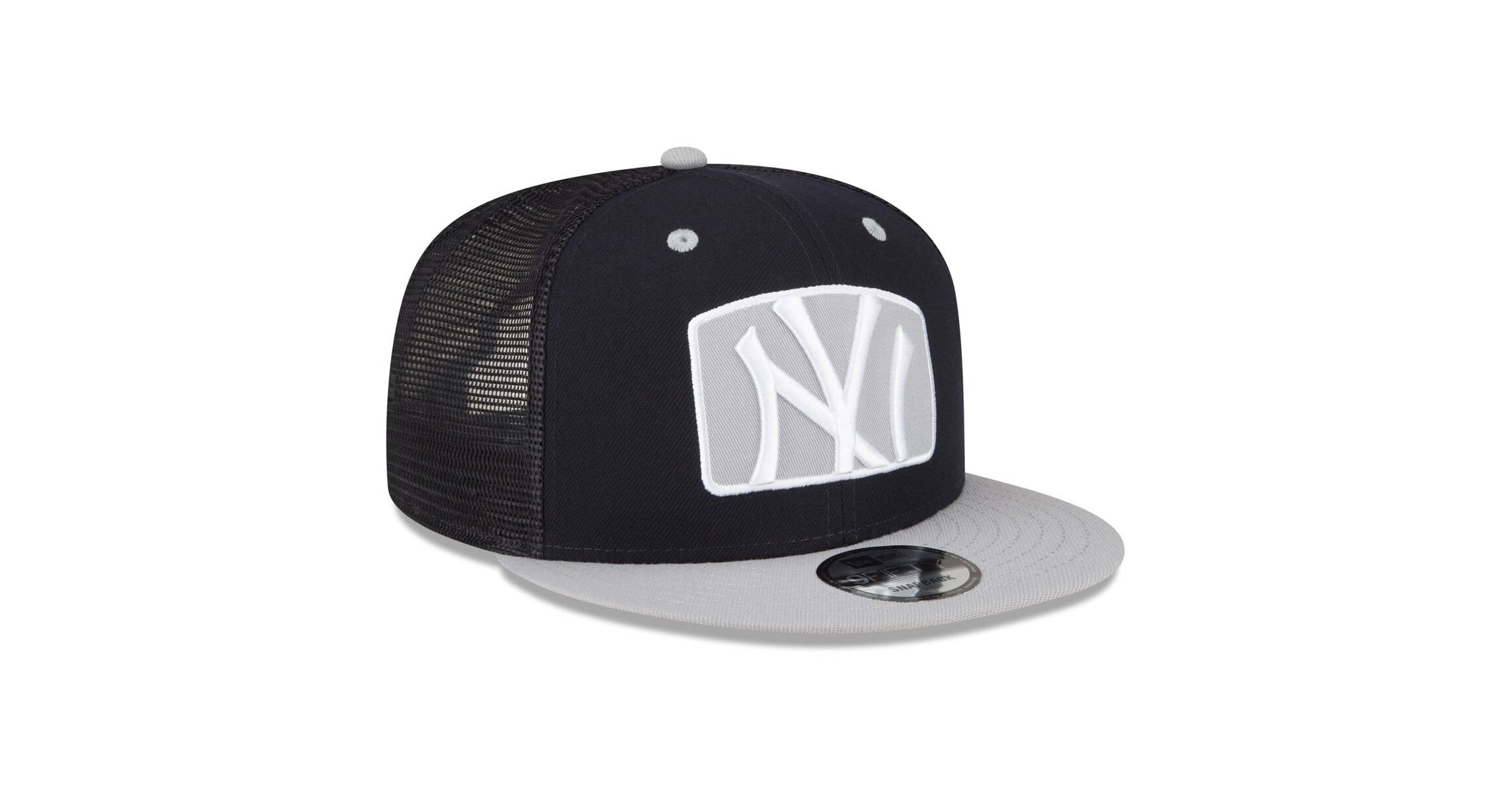 MLB New York Yankees Logo Zoom Trucker 9FIFTY Snapback Hat