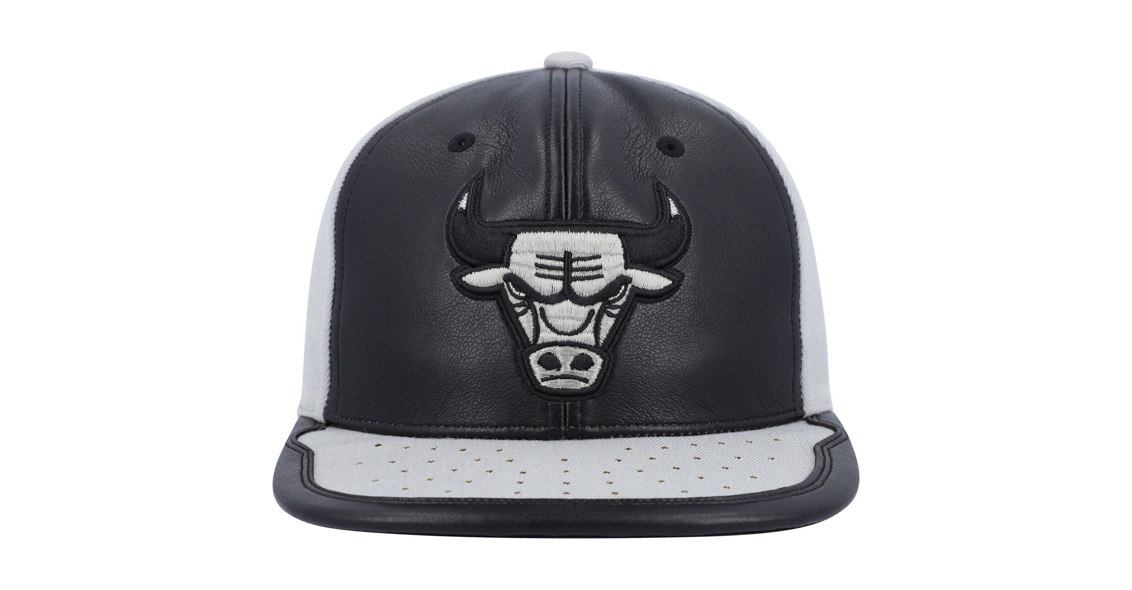 NBA Black/Gray Chicago Bulls Day One Snapback Hat