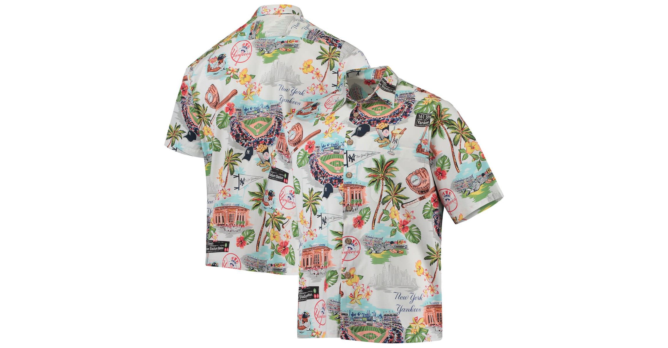 MLB New York Yankees Scenic Button-Up Shirt