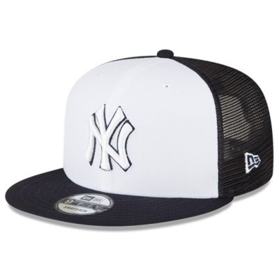 MLB Navy/White New York Yankees 2023 On-Field Batting Practice 9FIFTY Snapback Hat