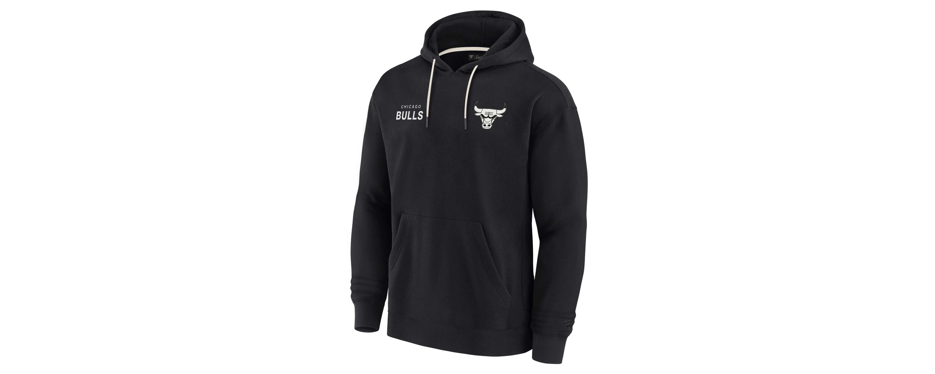 NBA Unisex Fanatics Chicago Bulls Elements Super Soft Fleece Pullover Hoodie