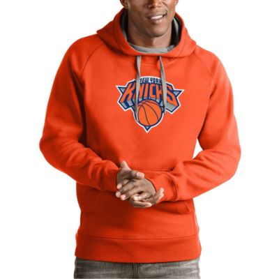Antigua Men's NBA New York Knicks Team Logo Victory Pullover Hoodie, Orange, 3XL