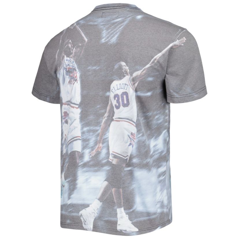 NBA San Antonio Spurs Above the Rim Graphic T-Shirt