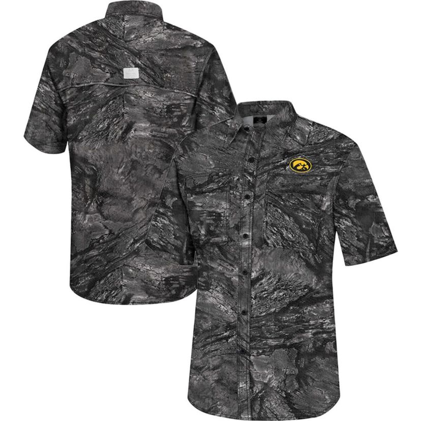 NCAA Iowa Hawkeyes Realtree Aspect Charter Full-Button Fishing Shirt