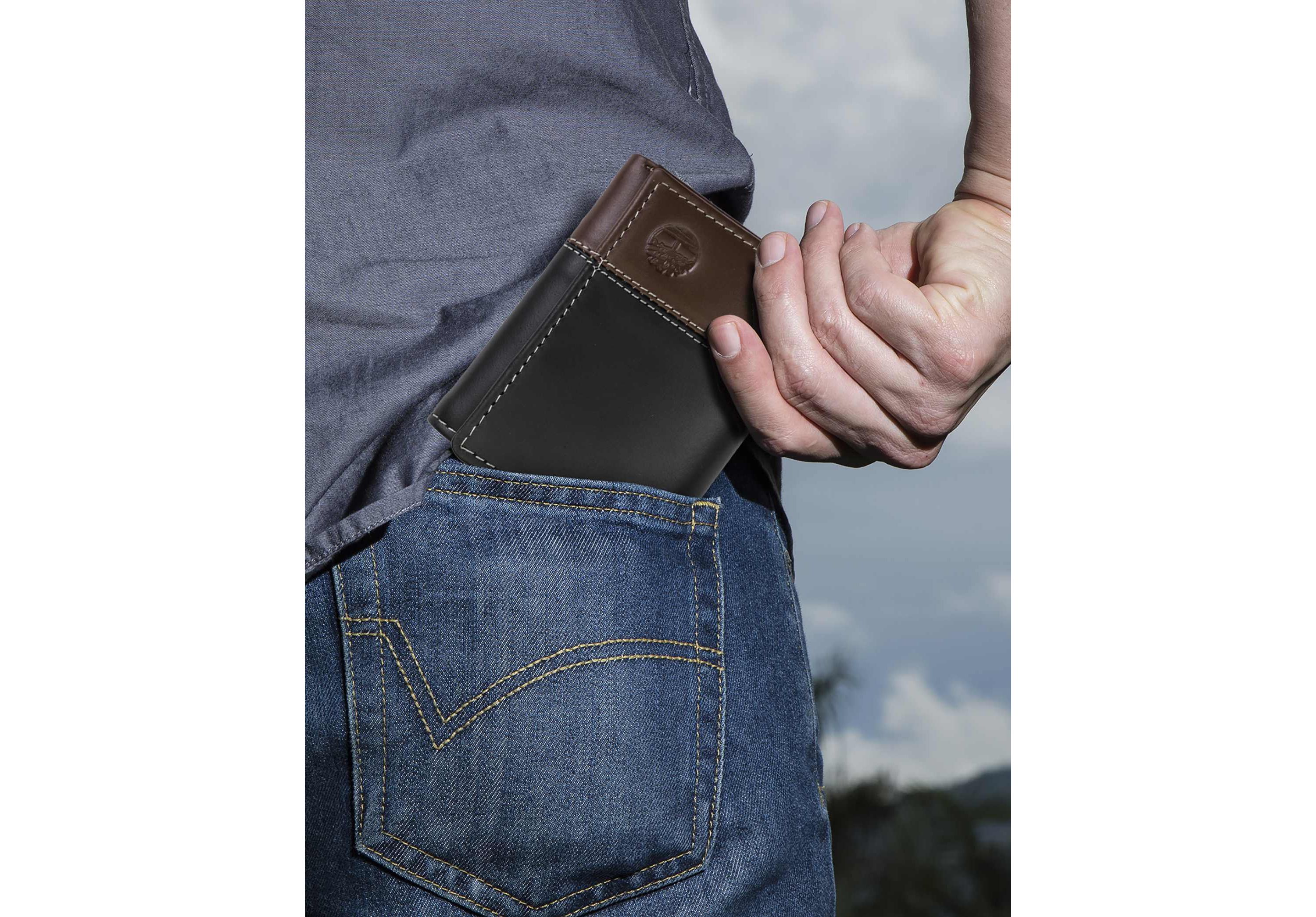 Hunter trifold