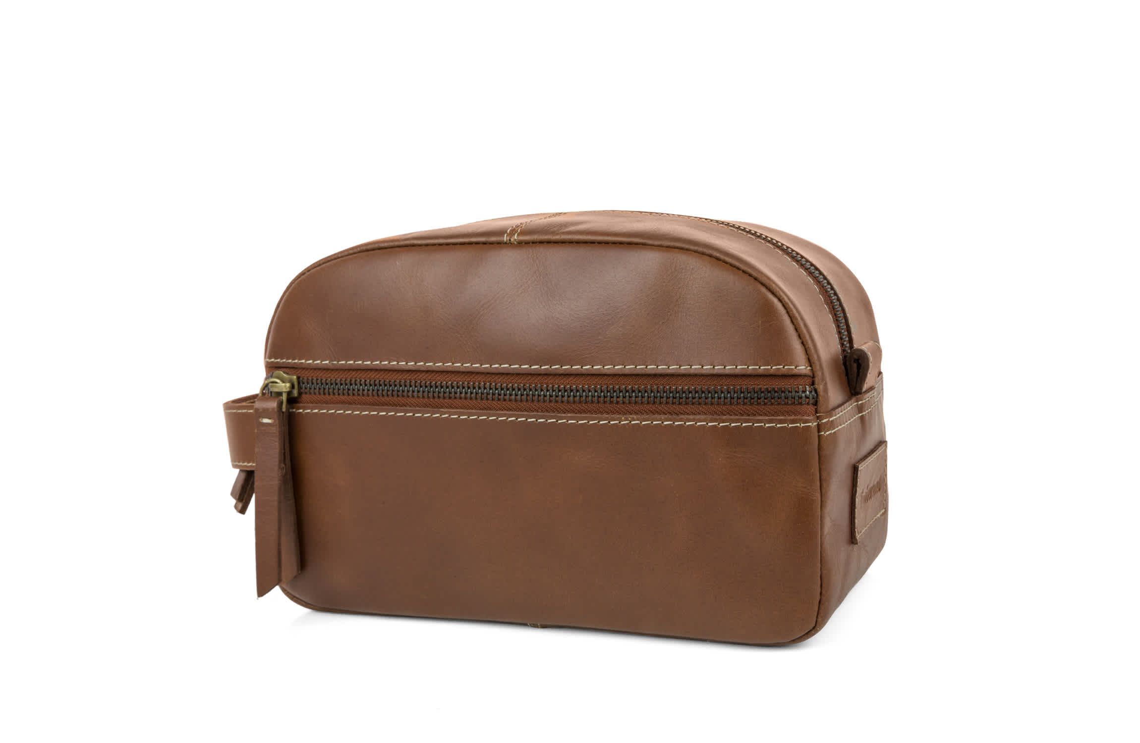 LEATHER TRAVEL KIT