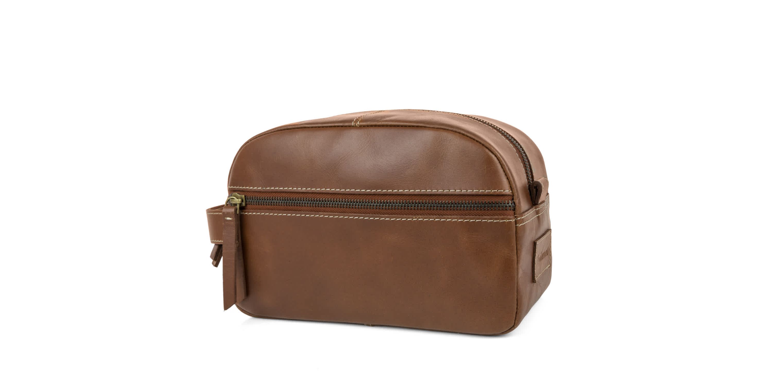 LEATHER TRAVEL KIT