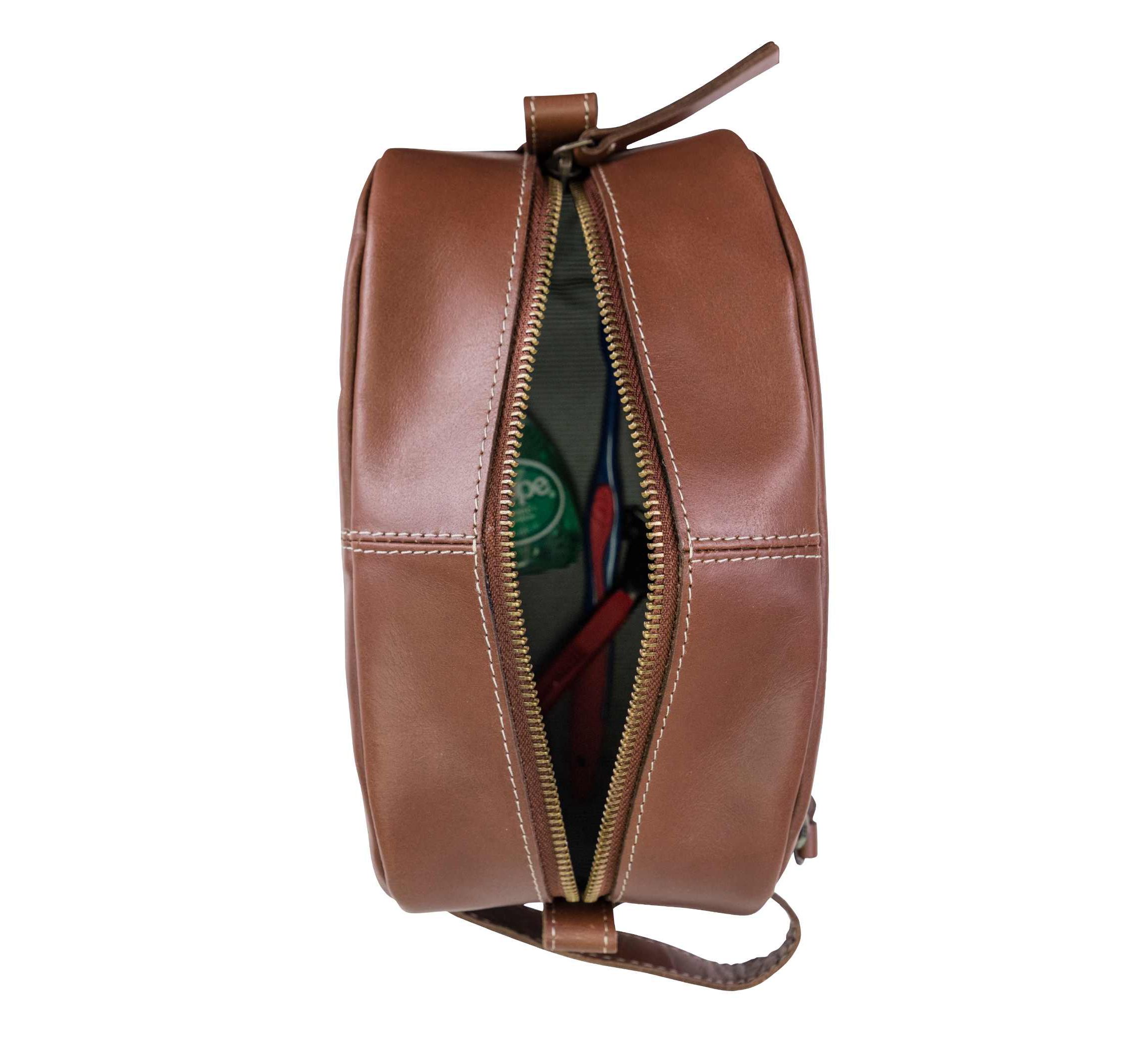 LEATHER TRAVEL KIT