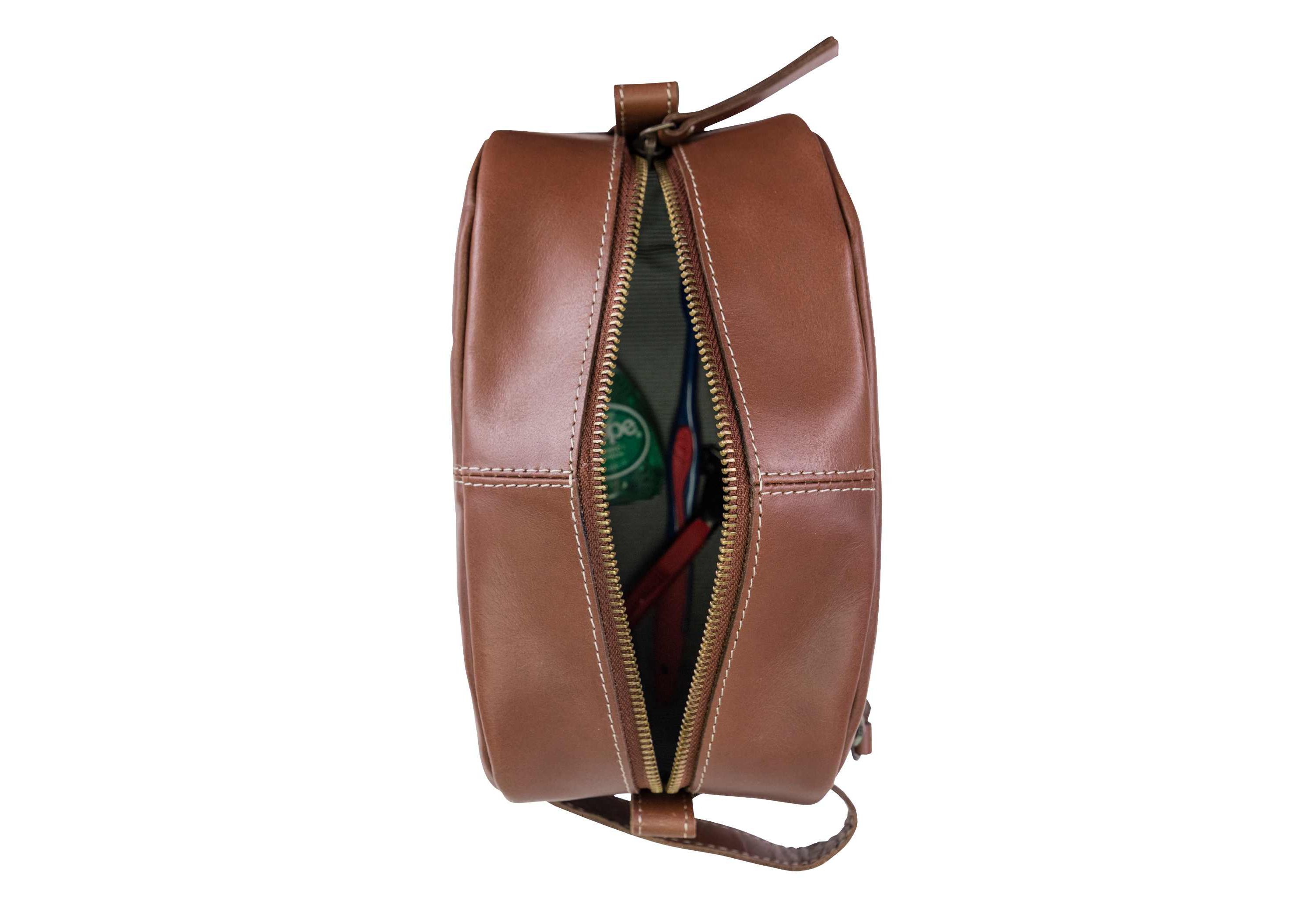 LEATHER TRAVEL KIT